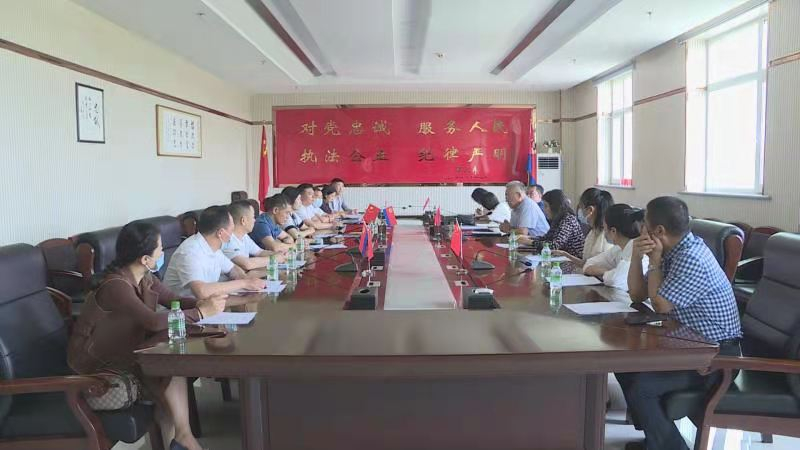 我县召开政法队伍教育整顿查纠整改环节座谈会