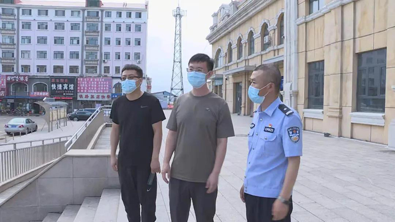 县委常委、副县长邹小宁检查疫情防控工作