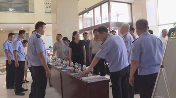 县人大常委会执法检查组对县公安局贯彻实施《禁毒法》情况开展检查