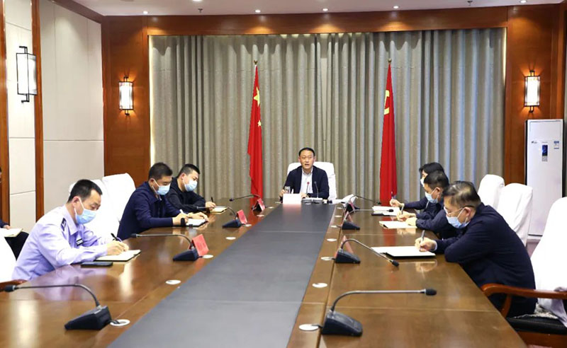 仇文会主持召开县应对疫情工作指挥部调度会议