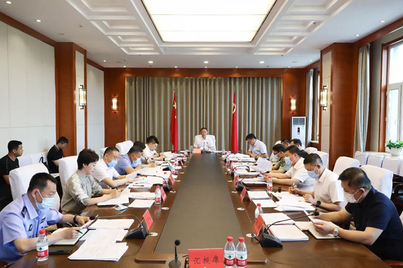 仇文会主持召开县委常委（扩大）会议
