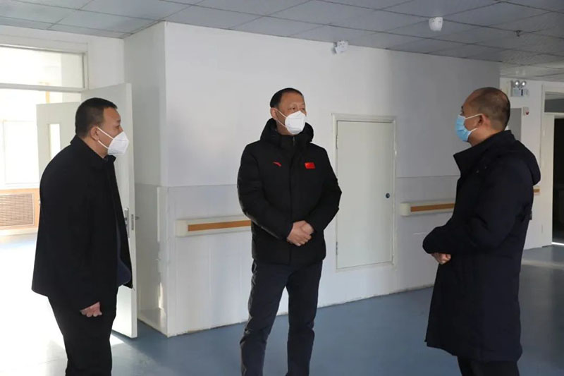 仇文会检查指导新冠肺炎医疗救治能力建设等工作
