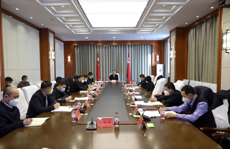 仇文会主持召开县应对疫情工作领导小组暨指挥部调度会议