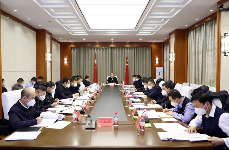 仇文会主持召开县委常委会（扩大）会议